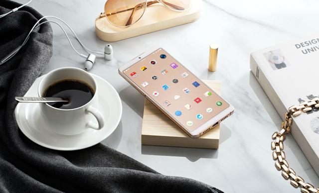 2500元档位手机性价比之选 看完这四款，你心里就有数了